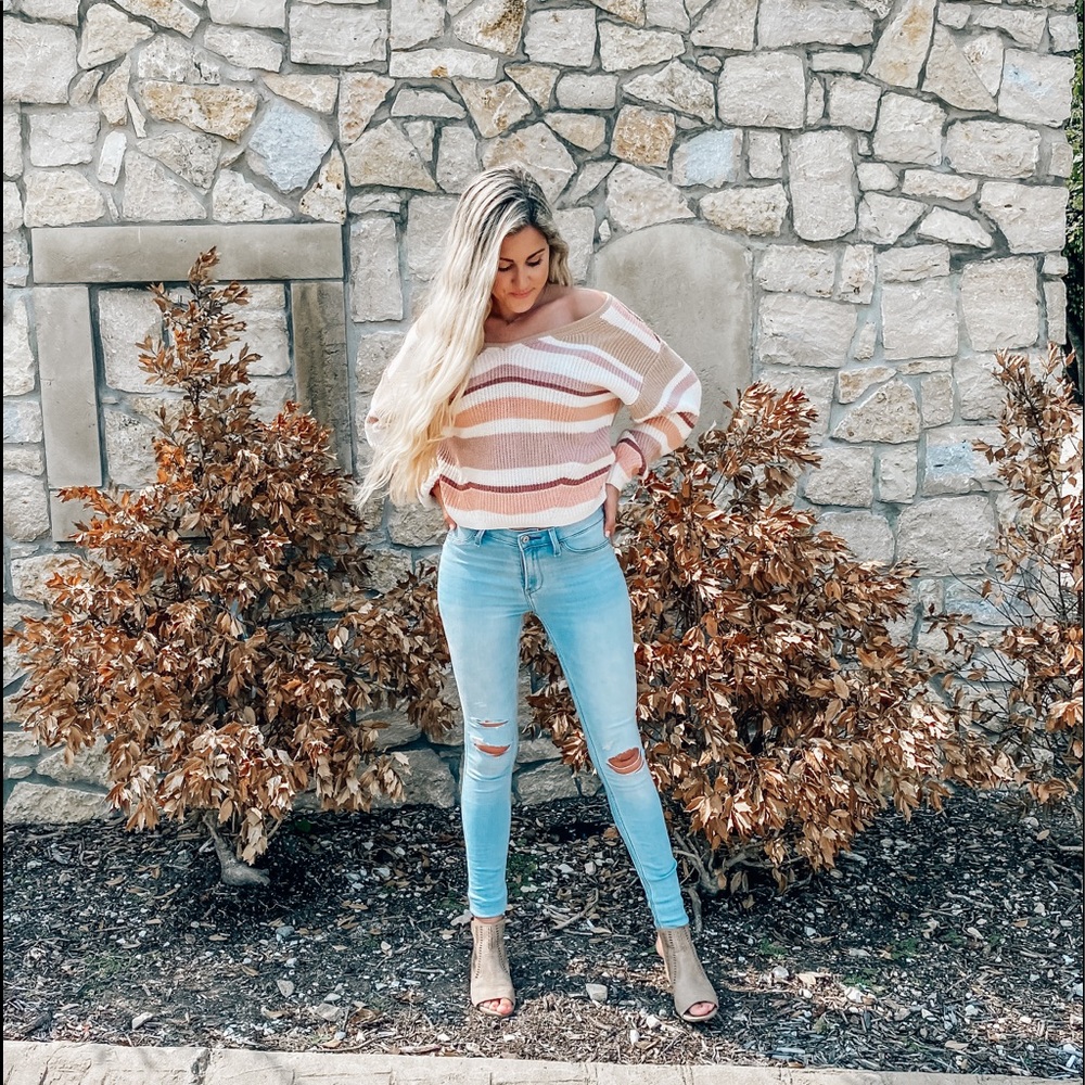 Abercrombie & Fitch cropped striped sweater!